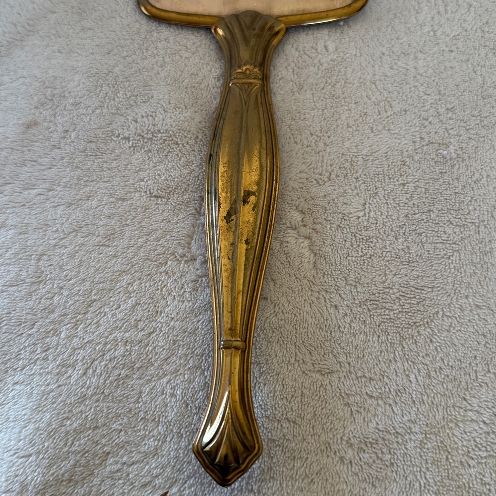 Beautiful Vintage Gold and Floral Hand Mirror 🪞 - Picture 6 of 6